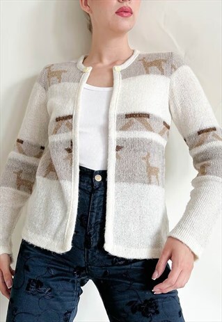 VINTAGE 70S WINTER PATTERN NO CLOSURE FITTED CARDIGAN IN S