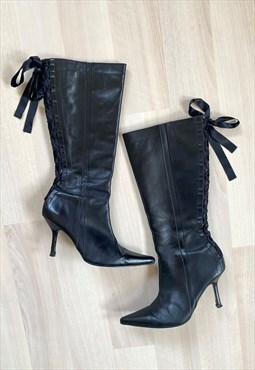 Vintage 90's/Y2K Black Mid Calf Heeled Boots