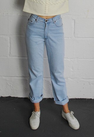 VINTAGE 90S BLUE MOM JEANS