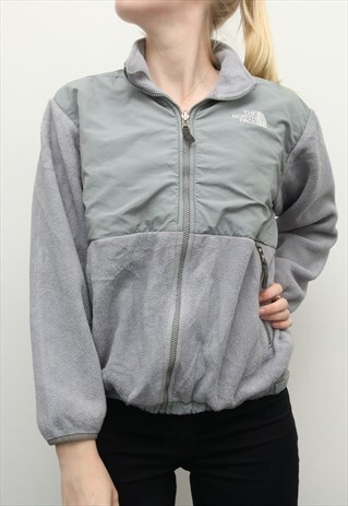 THE NORTH FACE - GREY DENALI EMBROIDERED FLEECE JACKET - LAR