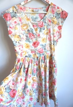 Vintage Floral Dress, Flowers, Short sleeves Mini Romantic