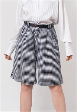 Vintage pleated shorts in black white check linen