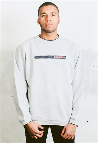 VINTAGE NIKE SWEATSHIRT
