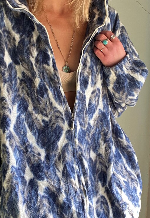 garment image