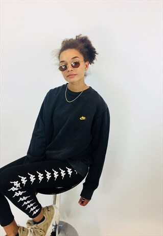 RETRO 90S NIKE SPELLOUT SWOOSH SWEATSHIRT