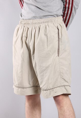 VINTAGE NIKE SHORTS