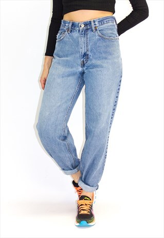 VINTAGE PLUS SIZE HIGH WAIST MOM LEVI'S JEANS