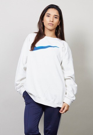 VINTAGE 90'S SUPER OVERSIZED WHITE NIKE SWEATER