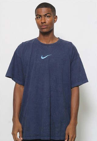 VINTAGE NIKE T-SHIRT