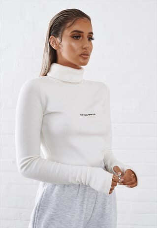 EMBROIDERED 'AUTUM/WINTER' LONG-SLEEVED CREAM ROLLBACK
