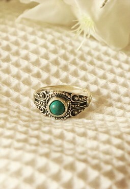 Sterling Silver Ring with Embedded Turquoise Gemstone