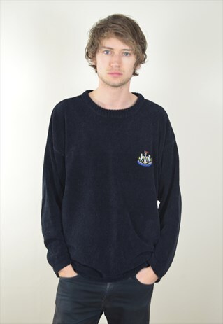 90S VINTAGE BLACK NEWCASTLE FOOTBALL LOGO KNIT JUMPER