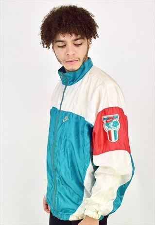 VINTAGE 90'S NIKE SHELL JACKET