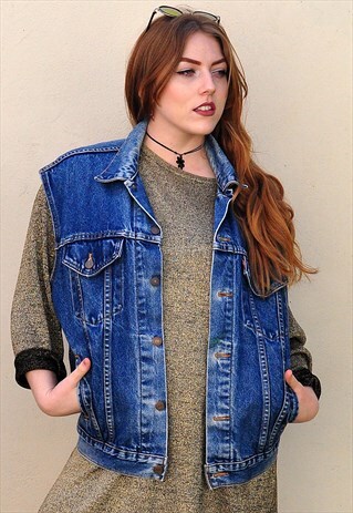 VINTAGE OVERSIZED LEVI BLUE DENIM WAISTCOAT JACKET