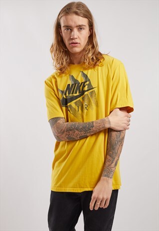 VINTAGE NIKE T-SHIRT