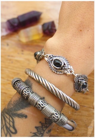 BOHEMIAN BLACK ONYX BRACELET