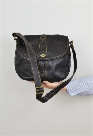 FLIP LID SHOULDER BAG