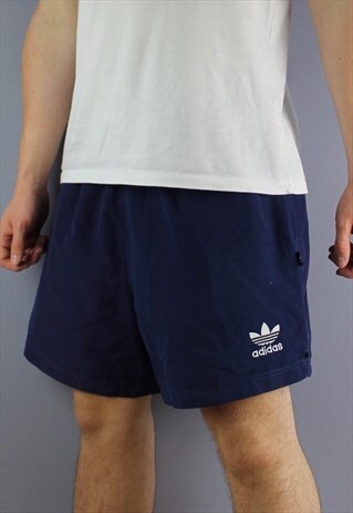 VINTAGE ADIDAS SHORTS IN NAVY WITH POCKETS, EMBROIDERED LOGO