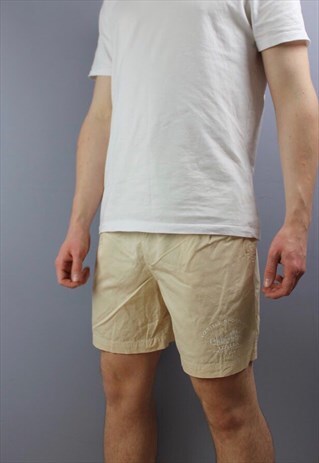 VINTAGE ELLESSE SHORTS IN BEIGE WITH EMBROIDERED LOGO. POCKE