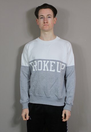 VINTAGE PULL AND BEAR SWEATSHIRT IN WHITE AND GREY