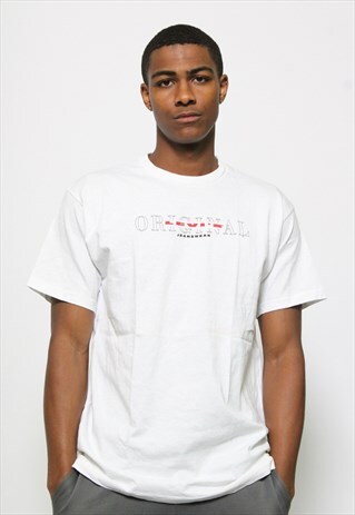 VINTAGE LEVI'S T-SHIRT