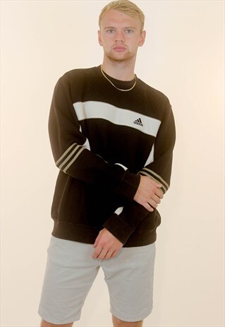 VINTAGE ADIDAS SWEATSHIRT
