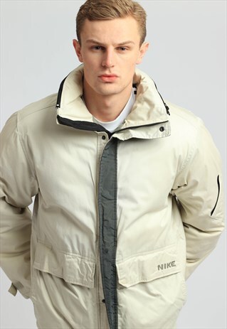 VINTAGE NIKE PADDED JACKET