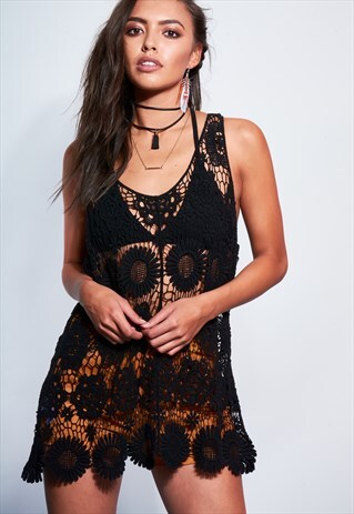CROCHET LOOSE FITTING VEST TOP IN BLACK, PERFECT COVER UP