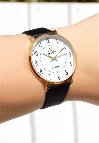 CLASSIC NUMBERED GOLD WATCH