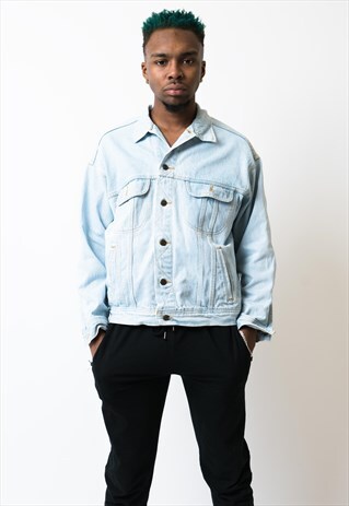 VINTAGE HARD ROCK CAFE DENIM JACKET
