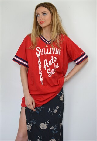 VINTAGE 90S RED & WHITE OVERSIZED SPORT PRINTED T SHIRT