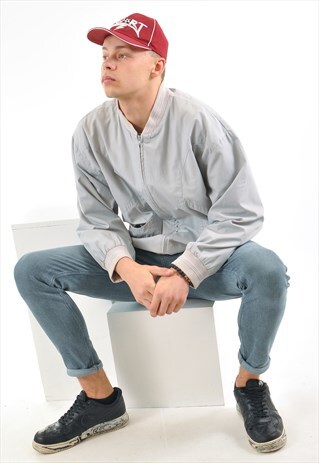 VINTAGE 90'S BOMBER JACKET IN GREY
