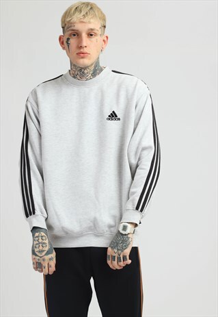 VINTAGE ADIDAS SWEATSHIRT