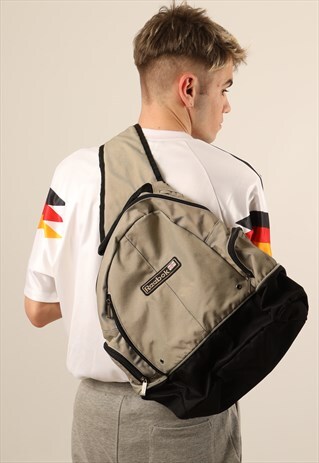 VINTAGE REEBOK EMBROIDERED SPELLOUT RUCKSACK