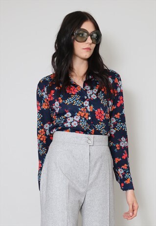 70'S VINTAGE BLUE BLOUSE DAGGER COLLAR WITH A FLORAL PRINT
