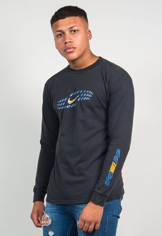 VINTAGE NIKE LONG SLEEVE T-SHIRT