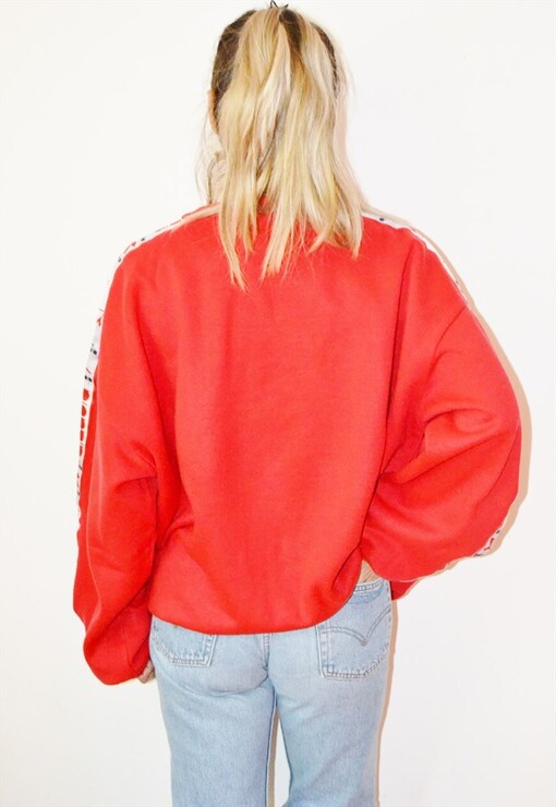 garment image