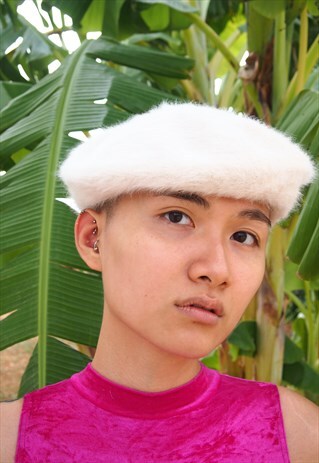 WHITE FLUFFY BERET