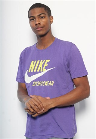 VINTAGE NIKE PRINT LOGO T-SHIRT PURPLE