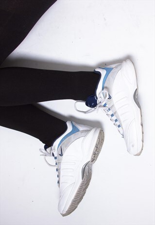 VINTAGE 90S NIKE OLD SCHOOL TRAINERS ID:9033