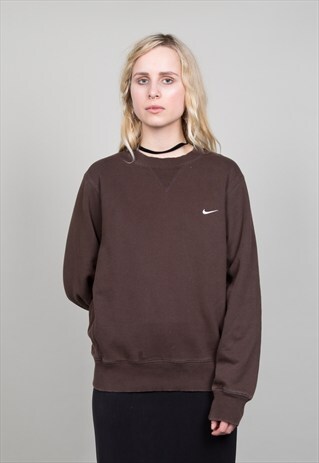 RETRO BROWN OVERSIZED NIKE SWEATER