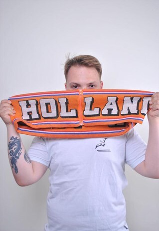 HOLLAND ZIPPED FAN SCARV, 90S FOOTBALL ACCESSORIES