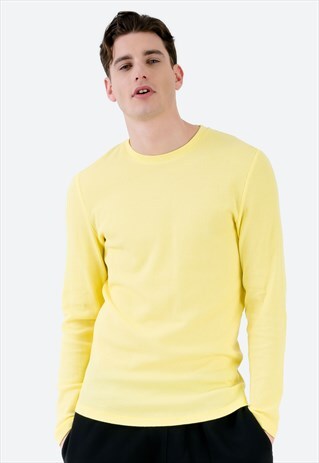 LONG-SLEEVED SLIM FIT BASIC T-SHIRT IN NEON YELLOW