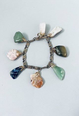 70'S VINTAGE LADIES GOLD COSTUME JEWELLERY CHARM BRACELET