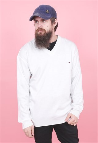 VINTAGE WHITE TOMMY HILFIGER JUMPER /R2127