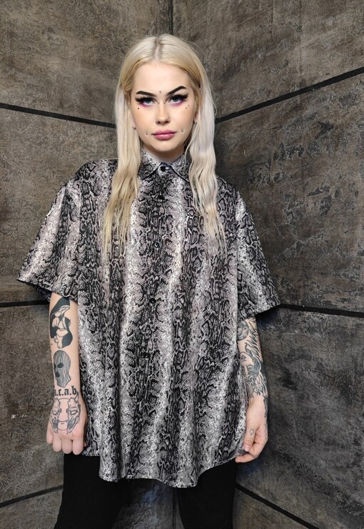 garment image