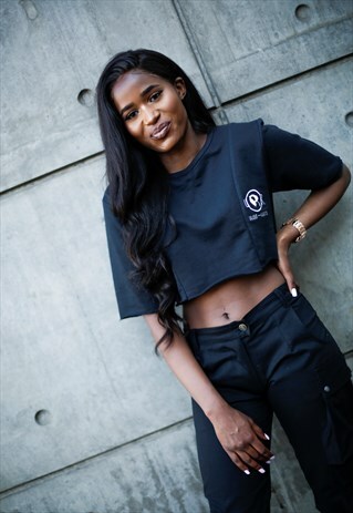 BLACK CROPTOP