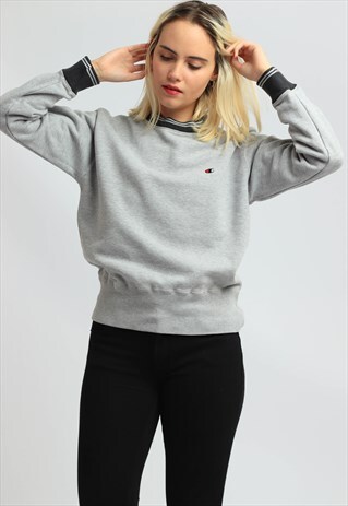 VINTAGE CHAMPION SWEATSHIRT