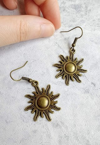 CELESTIAL SUN EARRINGS BRONZE