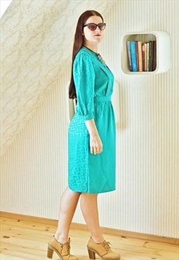  Emerald green  silky long sleeve vintage dress